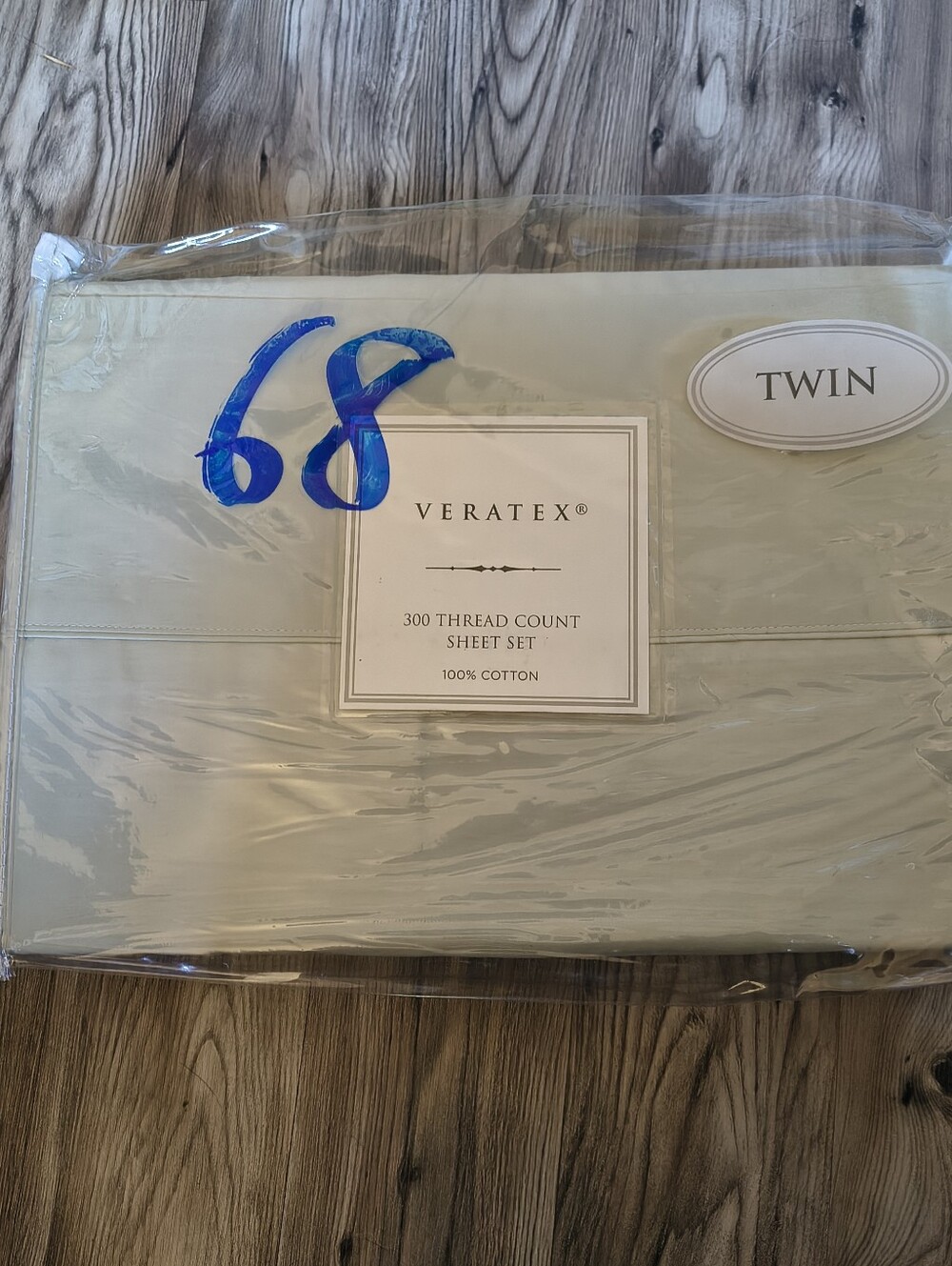 Veratex 300 Thread Count Twin Sheet Set in Pale Sage Green